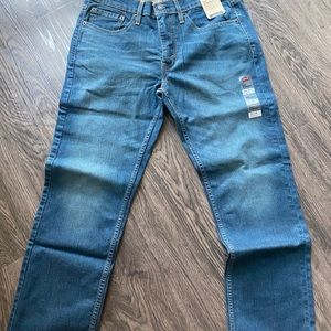 Levi’s 514 straight stretch
